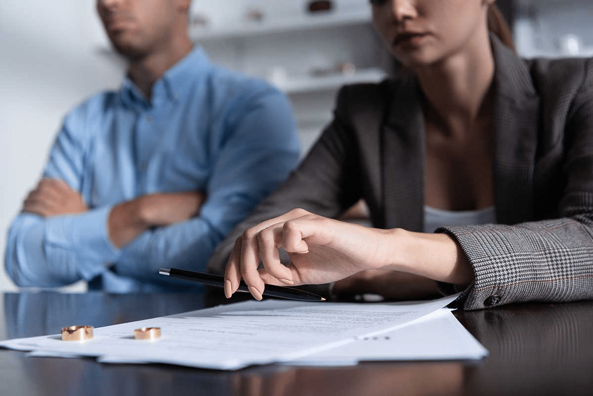 ¿Cuáles son los requisitos para finalizar sociedad conyugal y realizar entrega de documentos? Divorcio voluntario por ambos cónyuges | Bucio Abogados